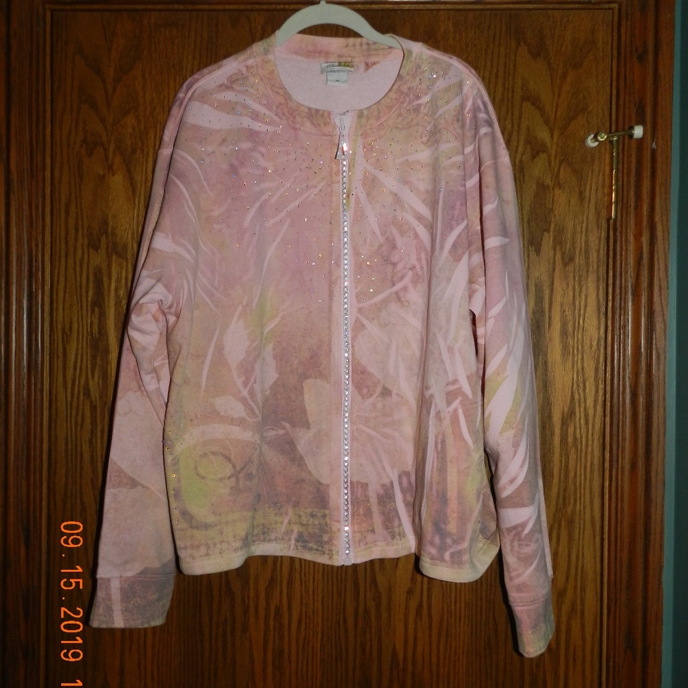 Women's Distinct Peach Patterned Rhinestone Zipper